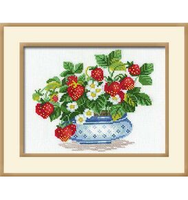 Наборы для вышивания Клубника – фото 1