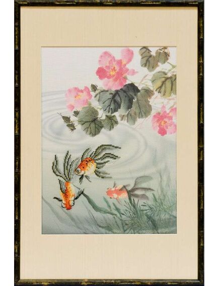  Вышитая картина "Рыбки с розовыми цветами" – фото 1